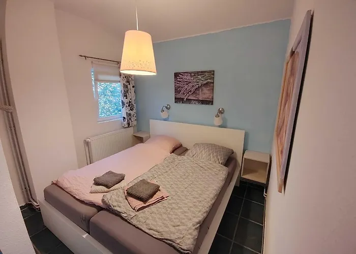 Casa de Férias Ferienhaeuschen Alte Schmiede, 35647 *