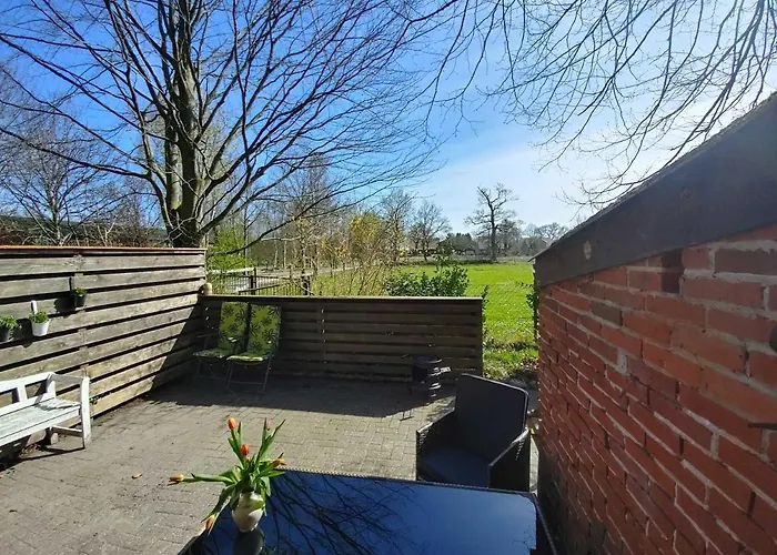 Ferienhaeuschen Alte Schmiede, 35647 Semesterbostad *